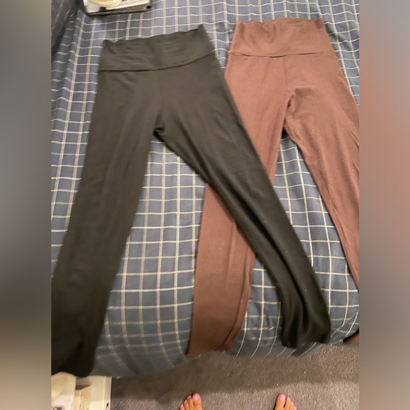 New Black and Brown Pairs of Leggings !! - Picture 5 of 11